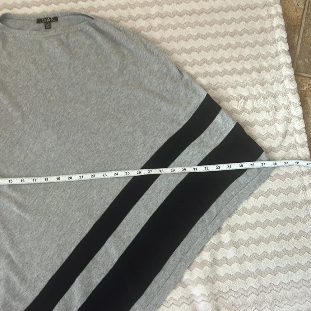 IMAN Global Chic Asymmetric Poncho with Stripe Detail. Gray/black. Oversized XS.